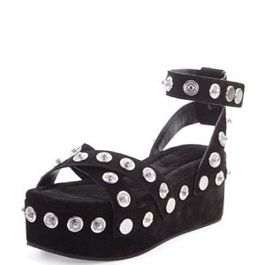 ALEXANDER WANG
Sandrah platform in black suede